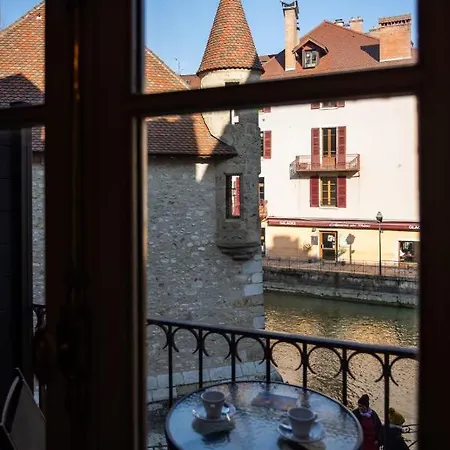 Apartment Le Balcon Perriere I - Charming With Direct View Of The Thiou *